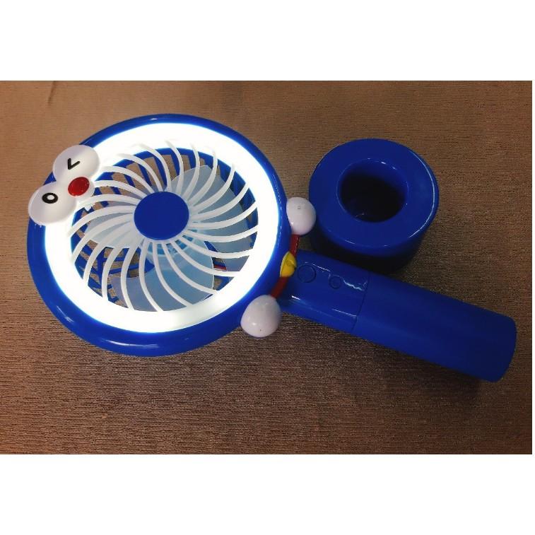 Quạt cầm tay mini có nhiều mẫu khác nhau