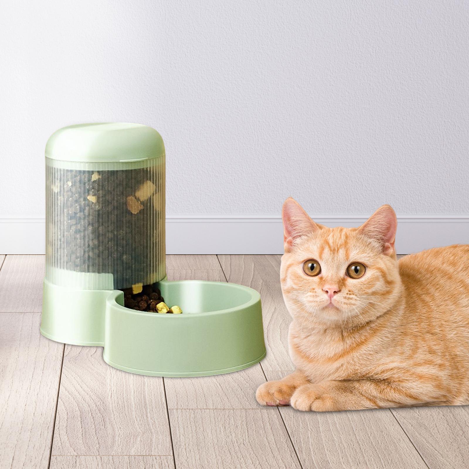 2.1L Capacity Automatic Pet Feeder Rabbit Gravity Feeder Food Dispenser