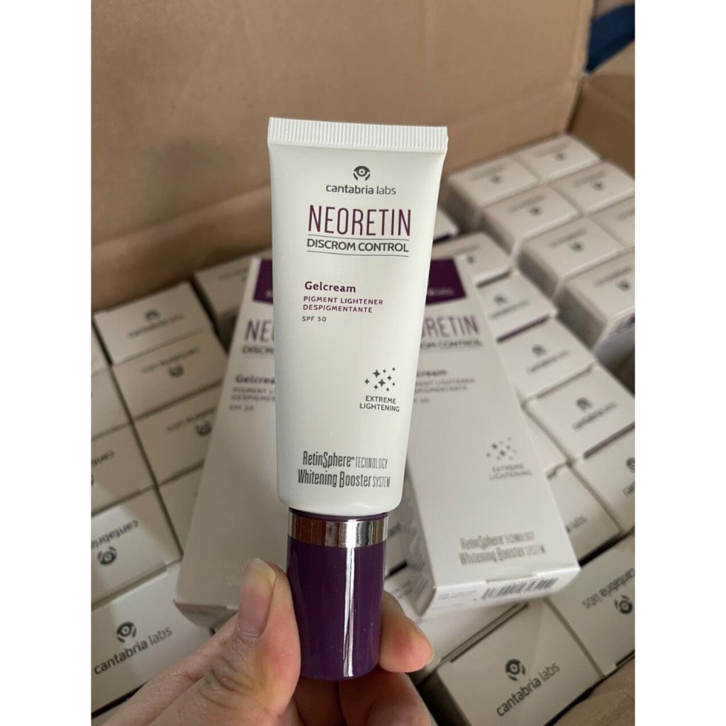Kem dưỡng trắng da Neoretin Discrom Control Serum Booster Fluid 30ml