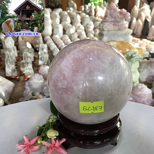 Quả cầu phong thủy đá thạch anh hồng tự nhiên khử tia ác xạ QC787 nặng 1Kg đường kính 9cm