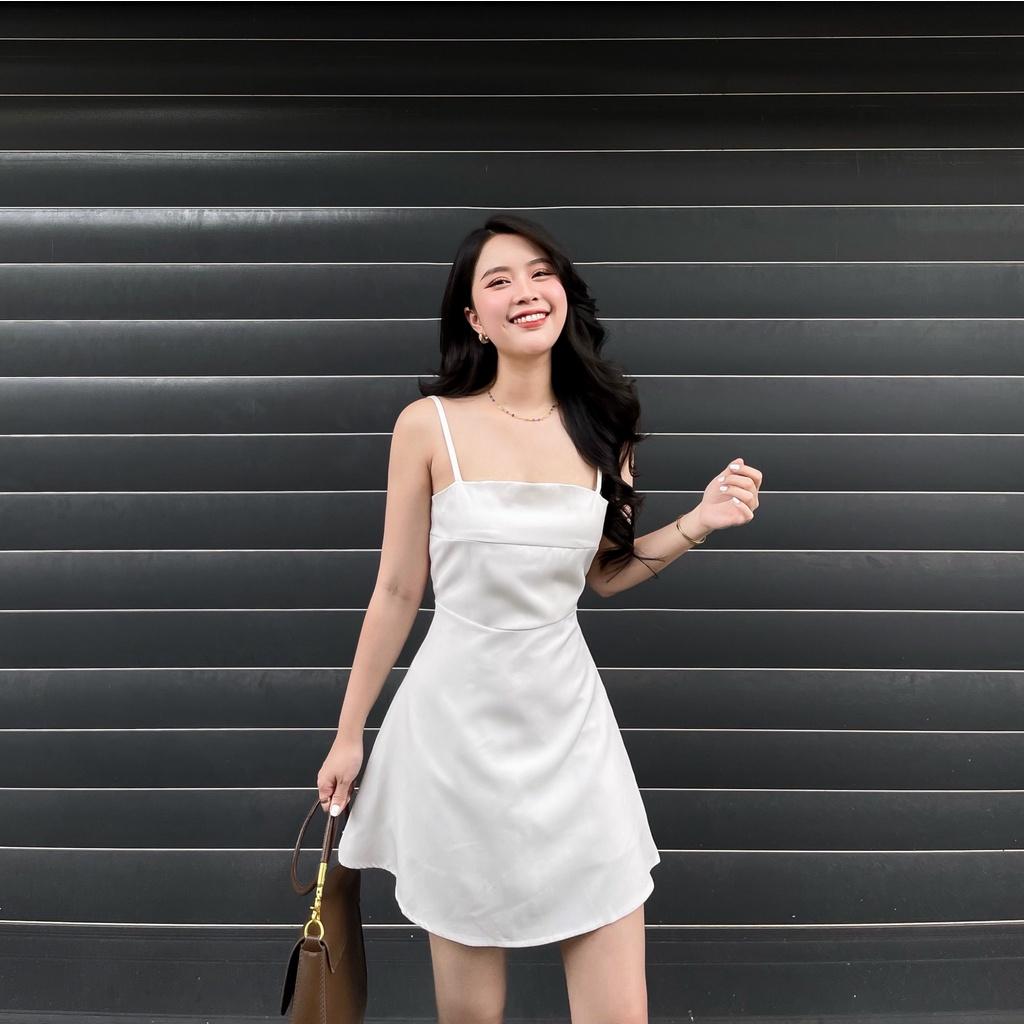 Đầm trơn 2 dây trắng và đen