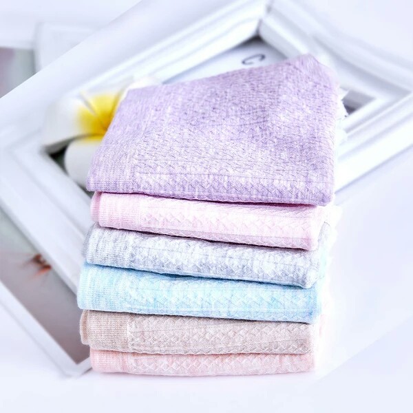 Hình ảnh Combo 4 Quần Lót Nữ 100% Cotton Sợi Tre Kháng Khuẩn Tốt xuất Nhật (giao màu ngẫu nhiên) - Freesize