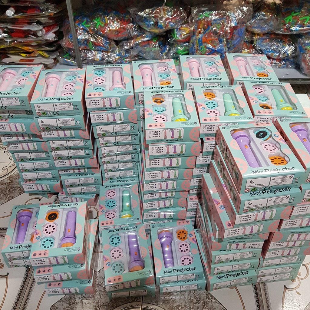 Đèn Pin Chiếu Hình Gồm 80 Hình Sắc Nét Đáng Yêu Cho Bé Munkids Vui Chơi Và Học Hỏi