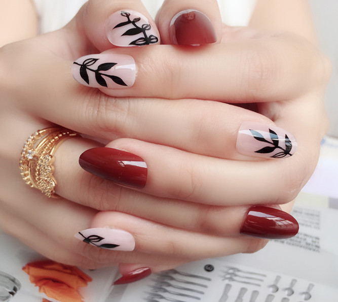 Bộ 24 móng tay giả nail thơi trang như hình