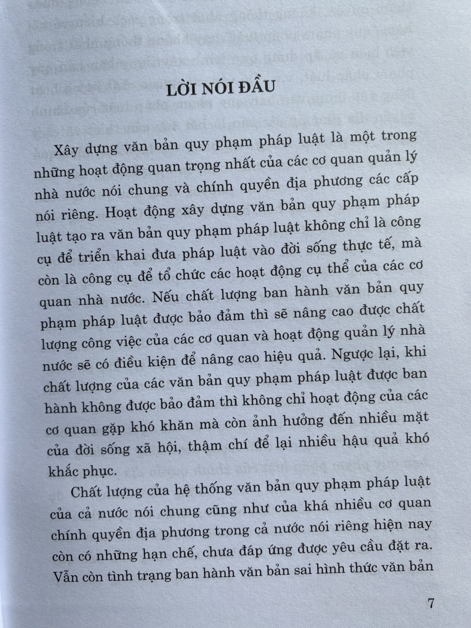 Sổ Tay Hướng Dẫn Kỹ Thuật Xây Dựng Văn Bản Quy Phạm Pháp Luật  Của Chính Quyền Địa Phương Các Cấp