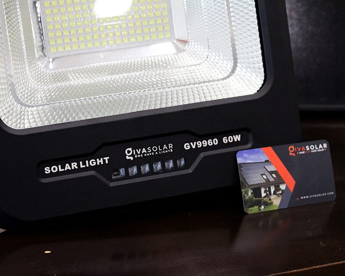 Đèn pha Led năng lượng mặt trời 60W GV9960