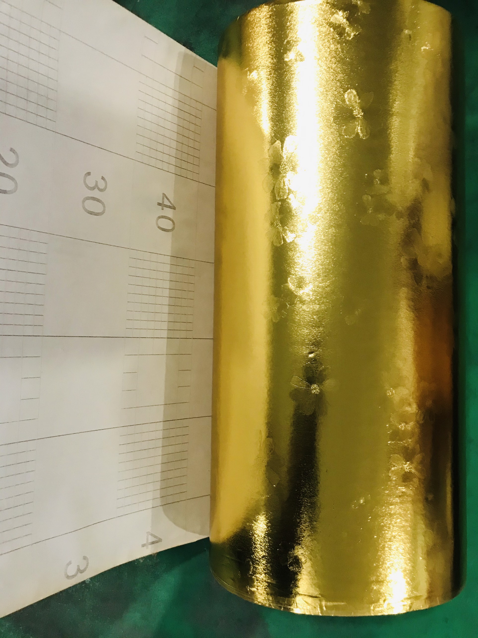 Combo 3 mét giấy dán bếp, decal dán bếp tráng nhôm VÀNG HOA MAI khổ 60cm có keo sẵn