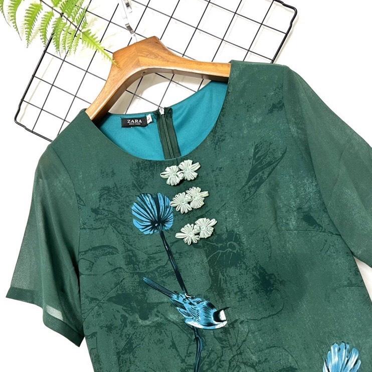Đầm Trung Niên Tặng Mẹ , Kiểu Váy In Hoa Sen Cách Tân Cổ Tròn Ngắn Tay Form Suông Đi Tiệc | Thời Trang Trung Niên Nữ