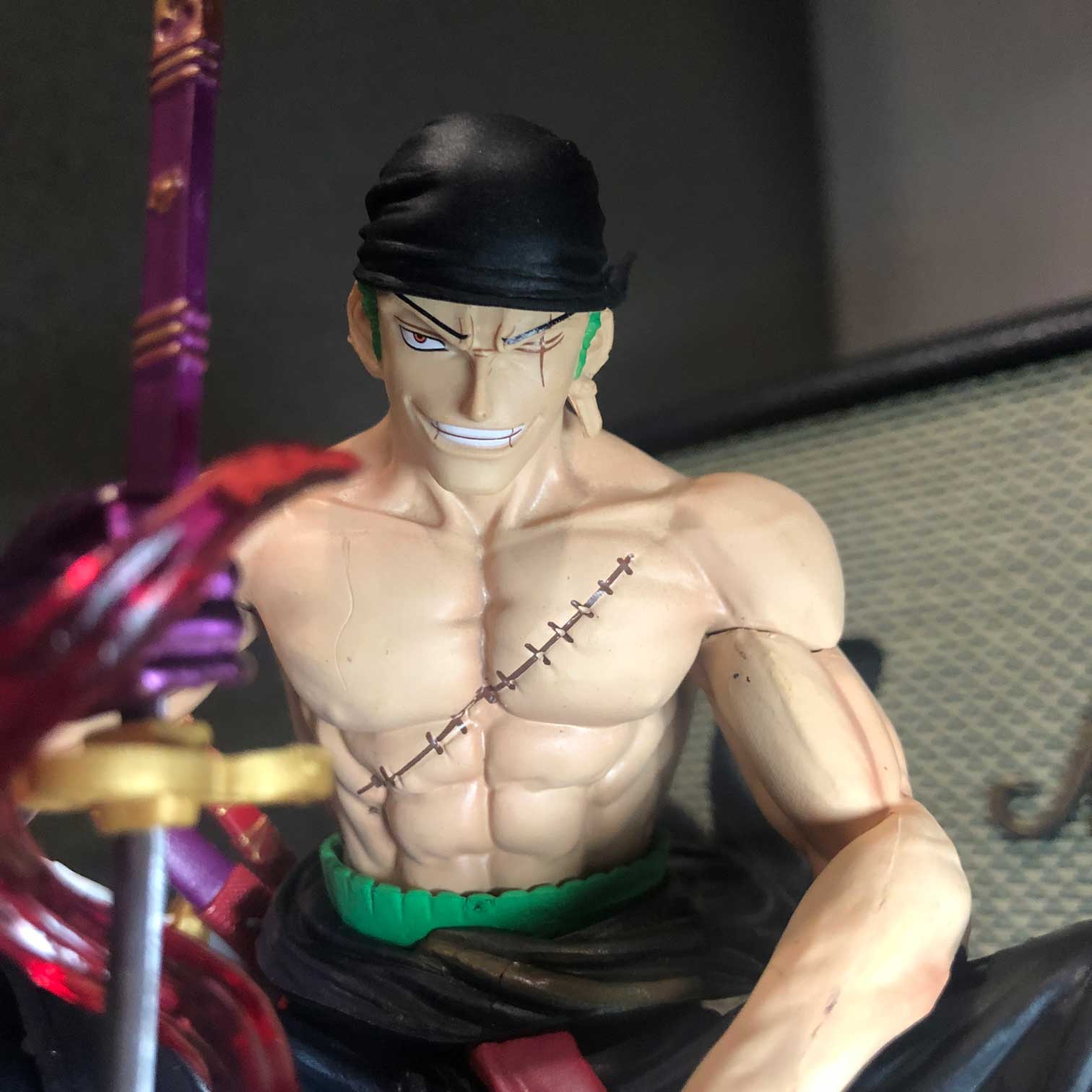 Mô hình Zoro ngồi 15 cm 2 đầu - One Piece