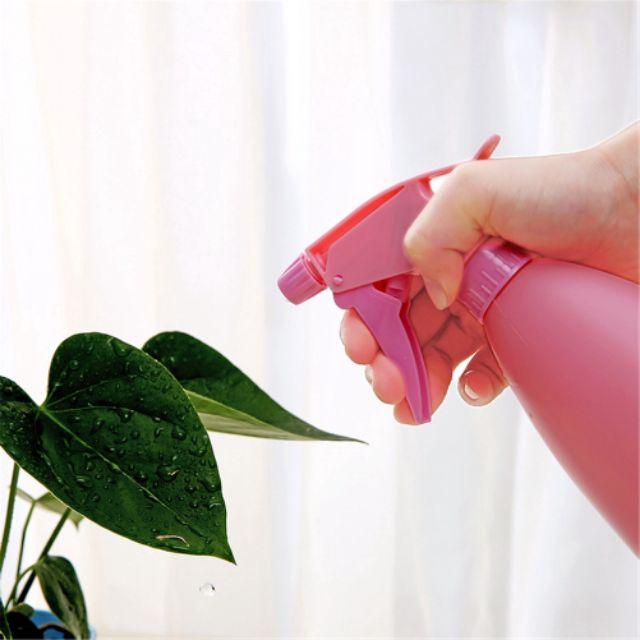 Bình tưới cây nhỏ gọn, loại tốt