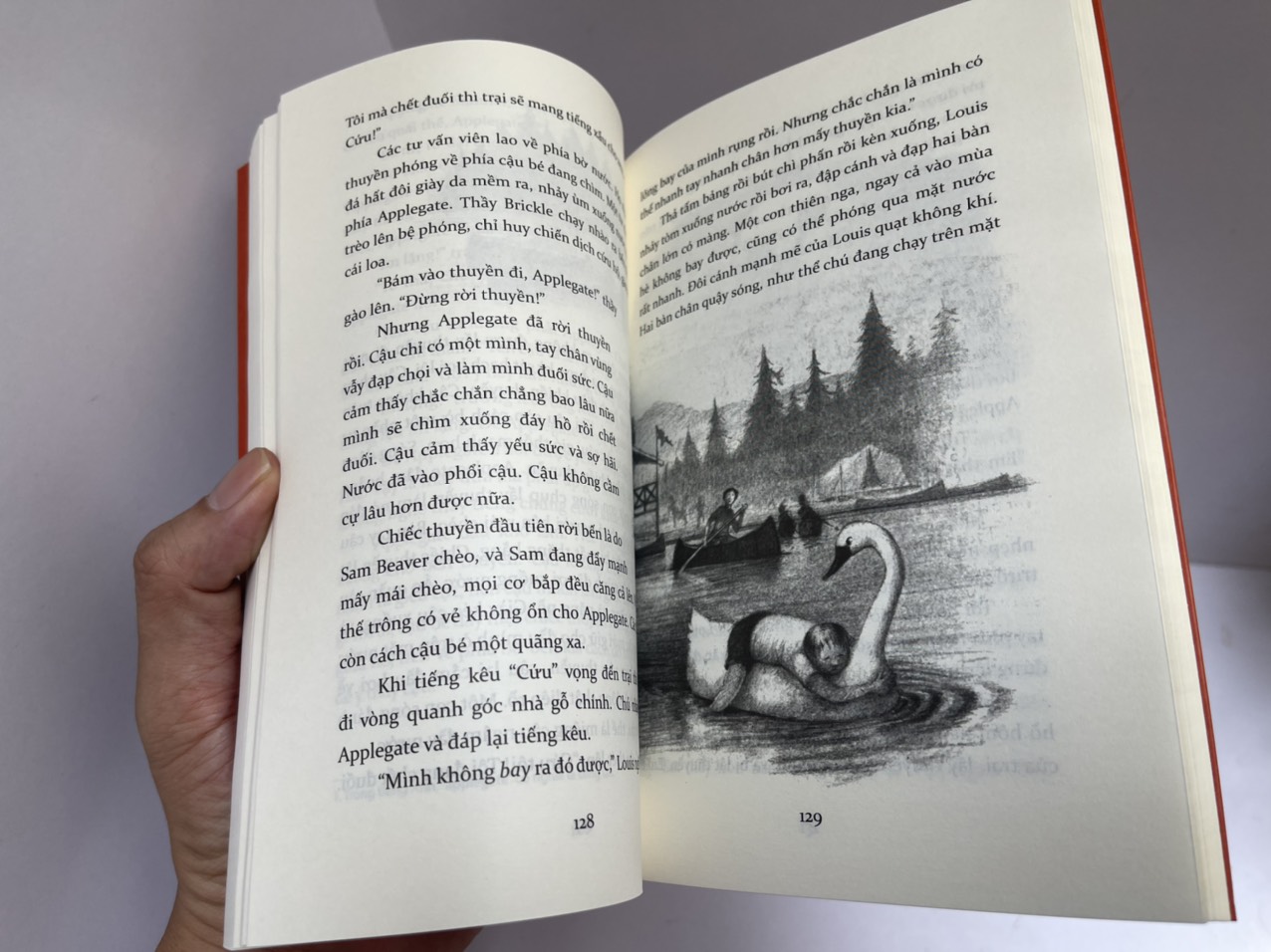 TIẾNG KÈN THIÊN NGA - E.B.White - Thiên Nga dịch - Nhã Nam - NXB Hội Nhà Văn.