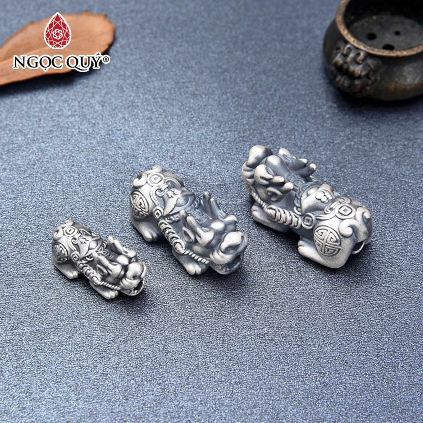 Charm bạc tỳ hưu xỏ ngang - Ngọc Quý Gemstones