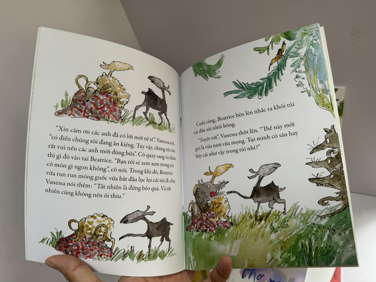 Combo 7 TÁC PHẨM KINH ĐIỂN CỦA QUENTIN BLAKE - Tổ ấm mùa đông của gấu, Cừu và dê, Chuyện chuột cứu mèo, Buổi picnic trên hồ của gấu, Diệc và sếu, Ngựa Con Thích Diễn, Chiếc thuyền của bác thợ mộc - Jonh Yeoman, Quentin Blake - NXB Kim Đồng