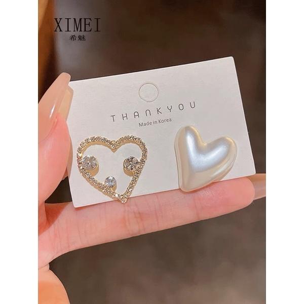Hoa tai trái tim đính đá phong cách hàn quốc - Arora boutique