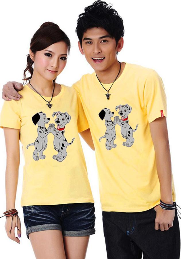Bộ Áo Thun Đôi Nam Nữ Chó Đốm Màu Vàng
