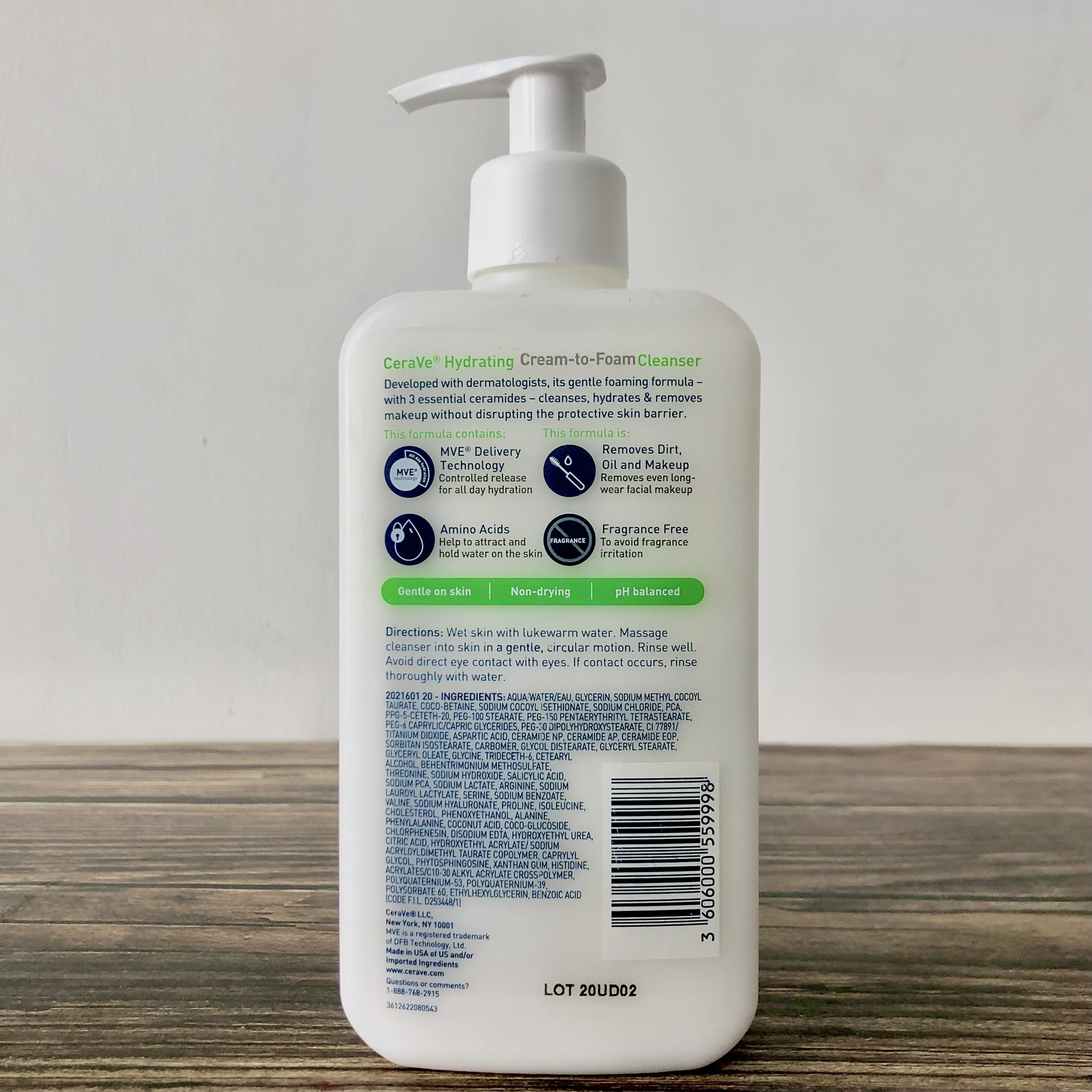 Sữa Rửa Mặt Tẩy Trang Cerave Hydrating Cream-to-Foam Cleanser 355mL Nhập Mỹ