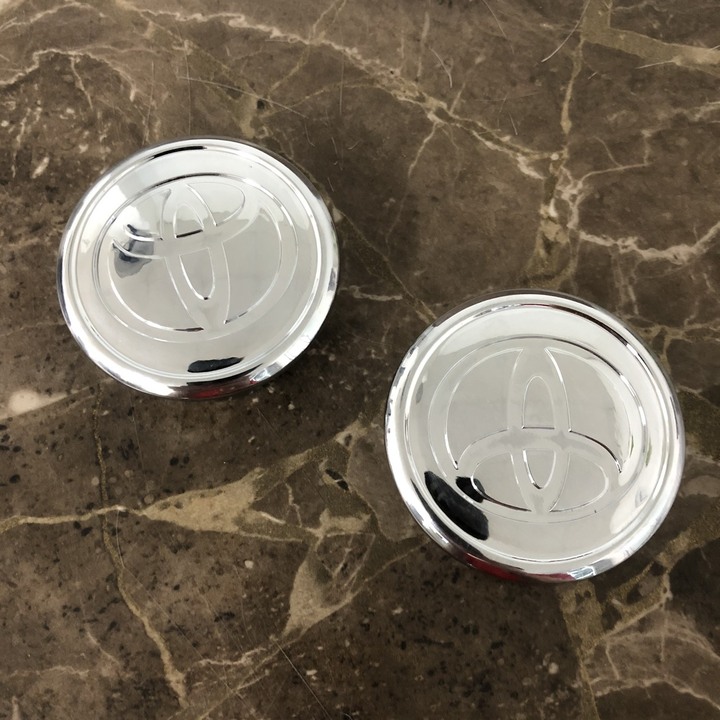 Logo chụp mâm, ốp lazang bánh xe ô tô Toyota 57mm