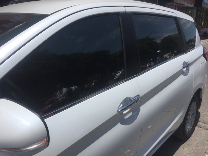 Bộ ốp nẹp viền kính INOX Cao cấp dành cho xe Suzuki Ertiga 2019 - Full chi tiết