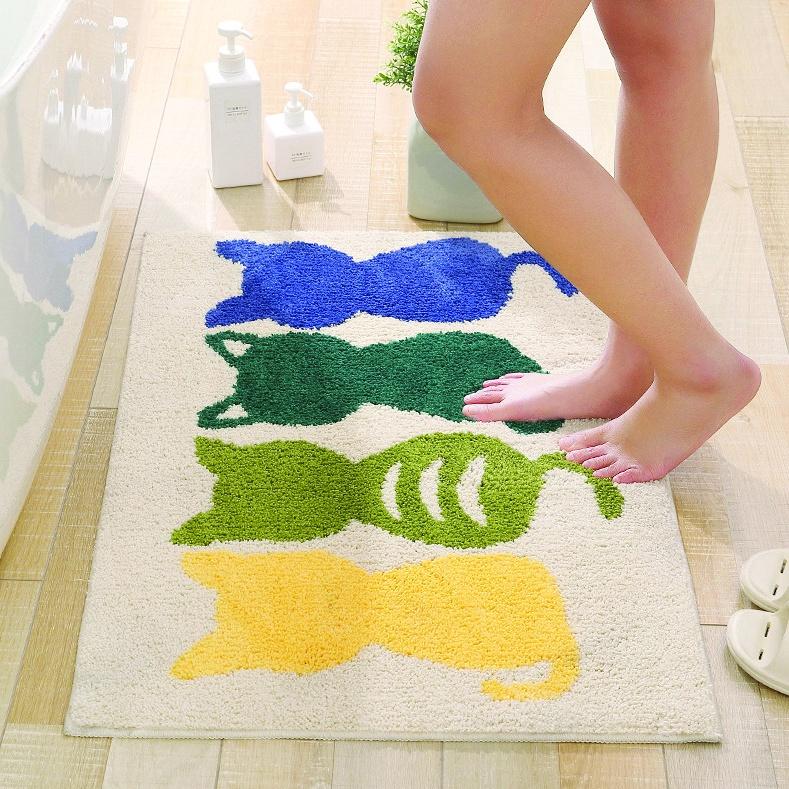Thảm chùi chân vải len siêu dày thấm hút nước tốt và có tấm nhựa TPR chống trơn trượt .Hình hoạ tiết,nhiều hình lựa chọn