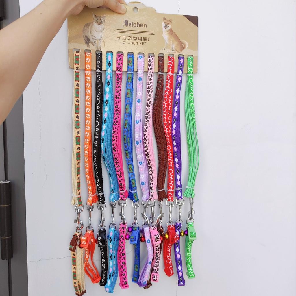 Dây Dắt Chó Mèo Kèm Vòng Cổ Lục Lạc, Họa Tiết Xinh Xắn Bản 1cm