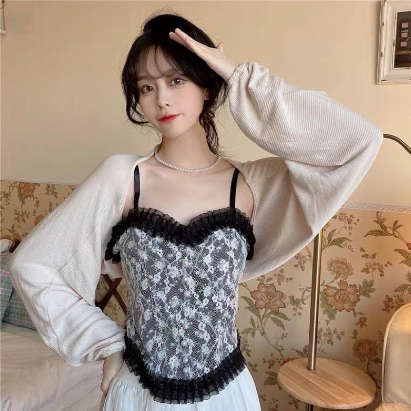 Áo Hai Dây Dáng Croptop Phối Ren Hoạ Tiết Hoa Nhí Đính Cúc Ngọc Áo Corset Hai Dây Có Chun Lưng Thoải Mái