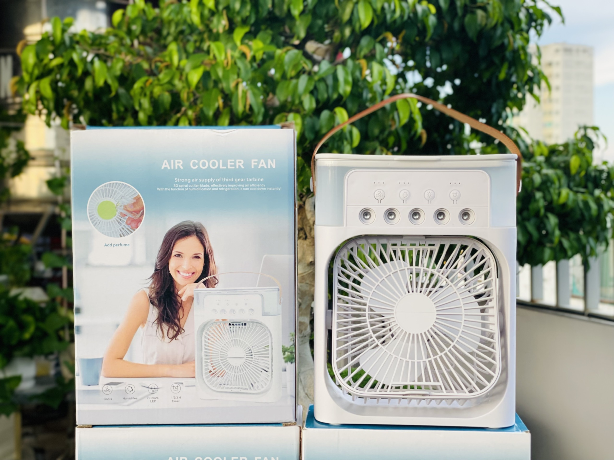 Quạt Điều Hòa Hơi Nước Mini A60 600ml , Quạt Phun Sương Tạo Ẩm Làm Mát Để Bàn Văn Phòng 5 Vòi Phun Đèn Led Nhiều Màu hàng nhập khẩu