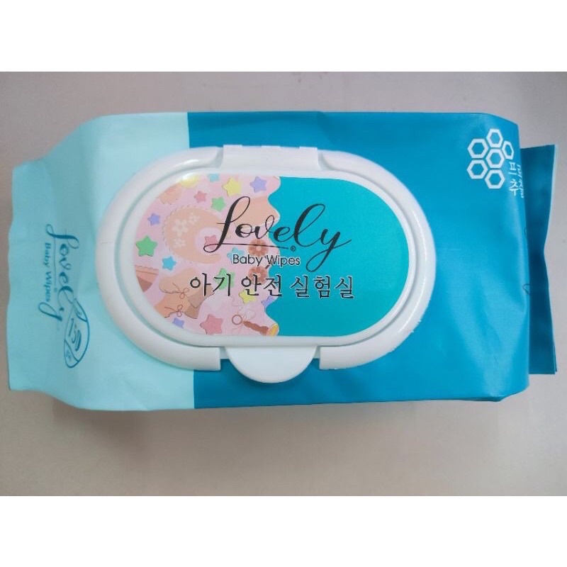 Khăn Giấy Ướt Lovely Hàn Quốc Gói To 570g 150 Tờ Không Mùi An Toàn Cho Da