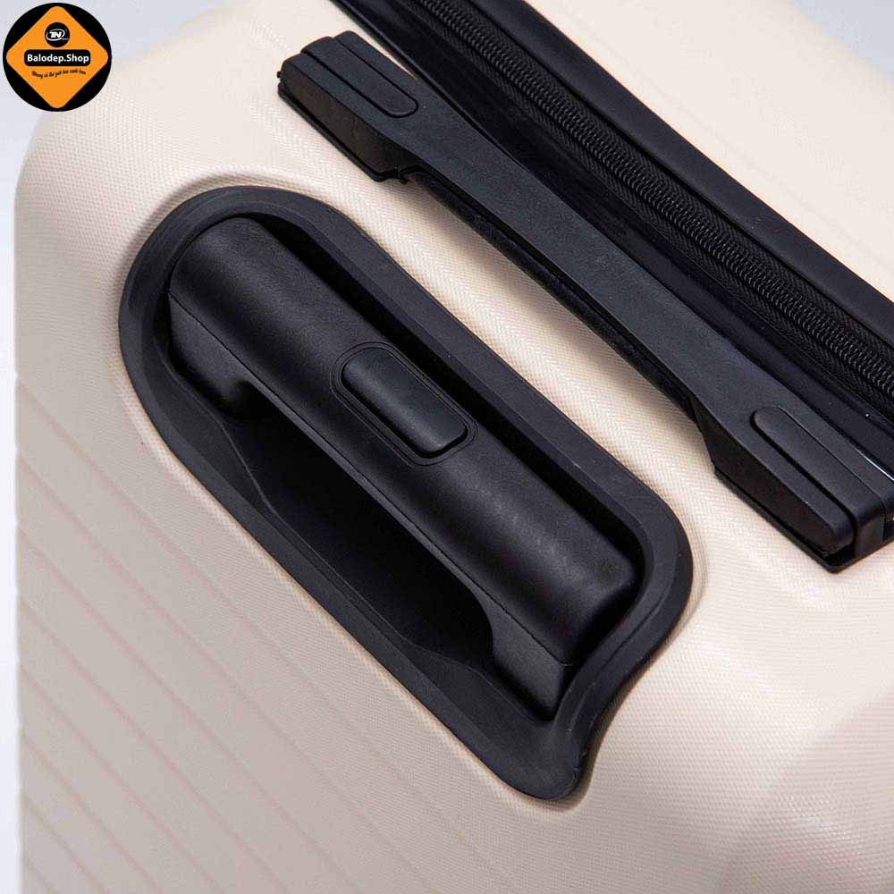 Vali Du Lịch Cao Cấp Khóa TSA &amp; Cổng USB Xbags White Titan Pro Nhựa ABS Chống Va Đập – Sang Trọng Đẳng Cấp Tiện Dụng XB 6105!