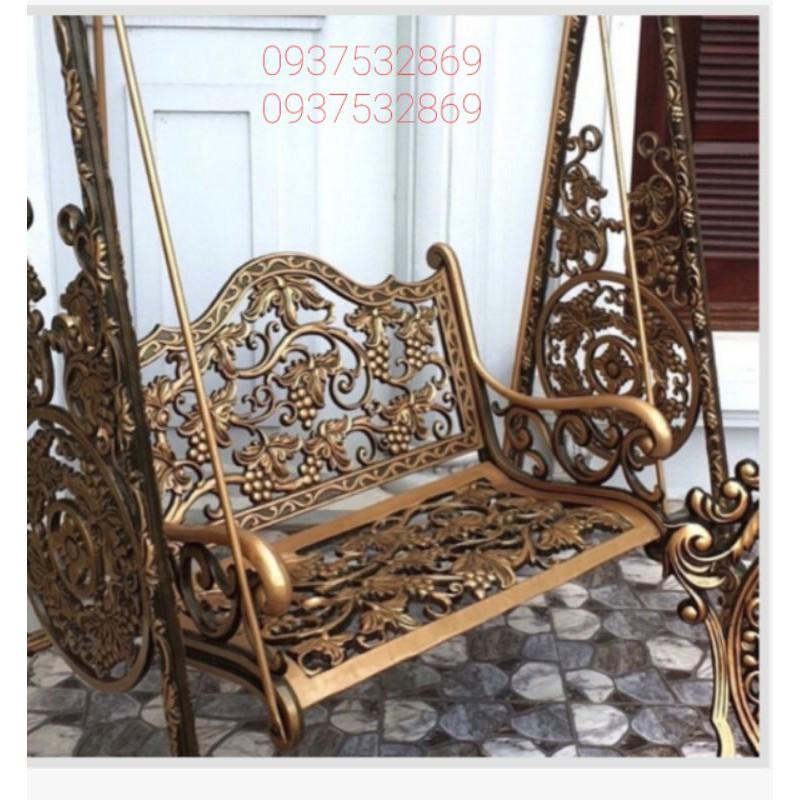 Xích đu nghệ thuật giành cho sân vườn