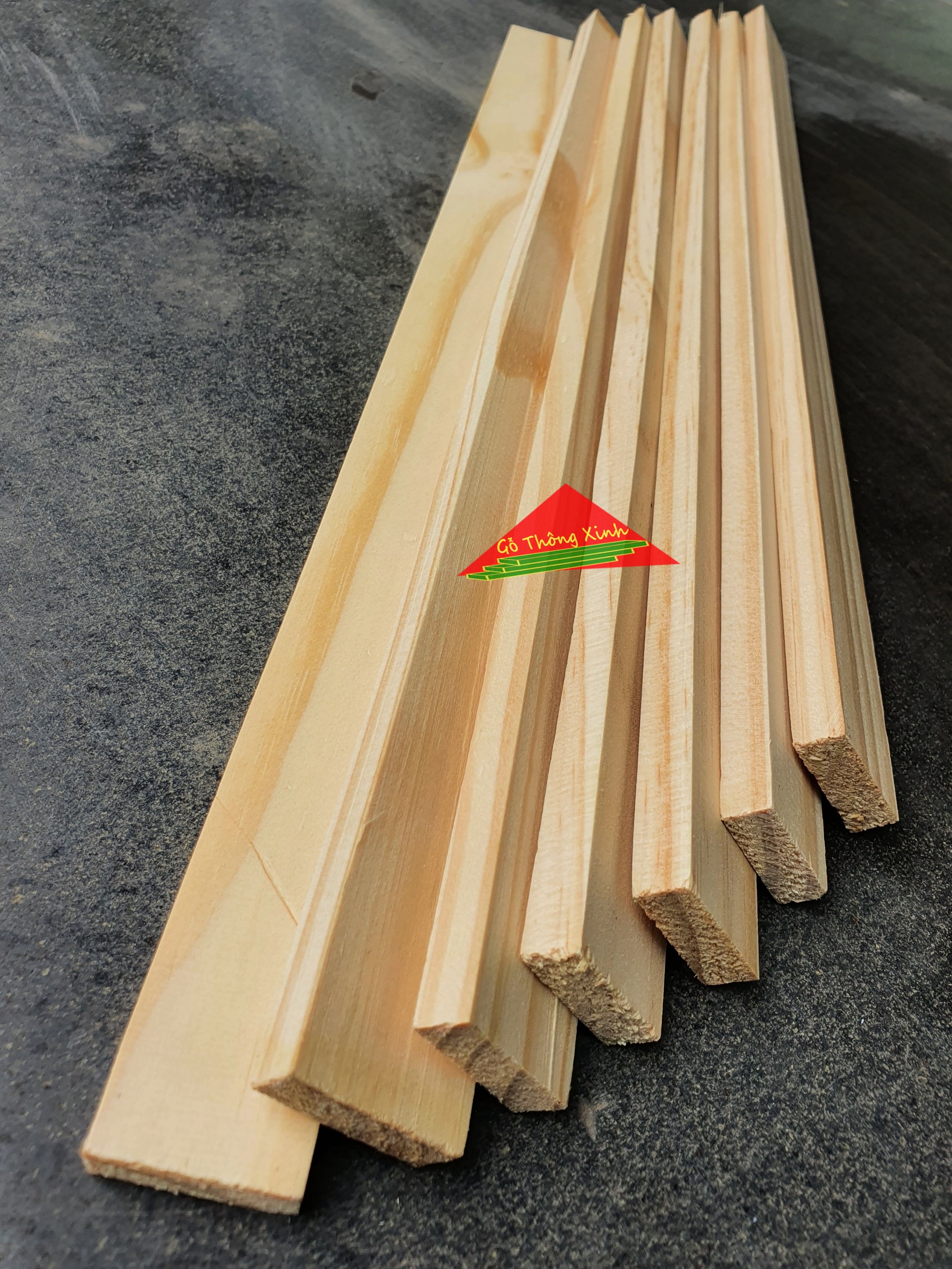 Thanh gỗ thông dày 1cm,rộng 3cm,dài 50cm dùng làm nẹp chỉ, làm thùng gỗ decord, đóng chuồng thú cưng, DIY