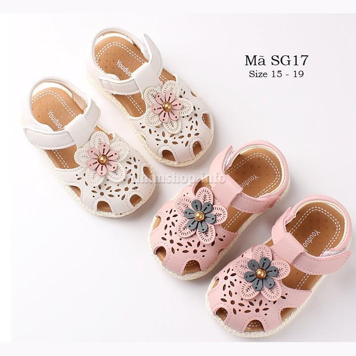 Sandal cho bé gái tập đi - giày tập đi em bé 6 - 24 tháng SG17 gắn hoa quai mềm