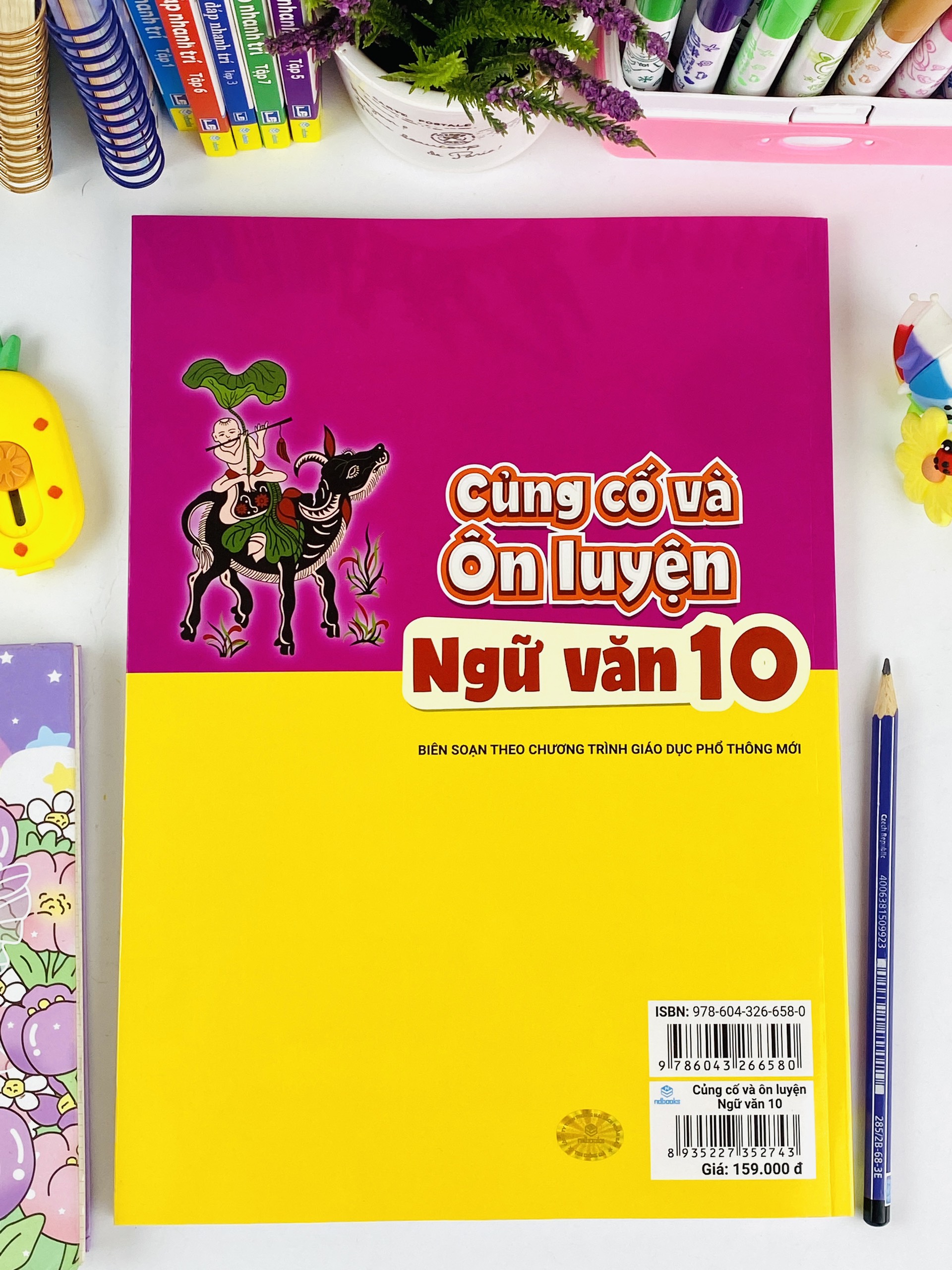 Sách - Củng Cố Và Ôn Luyện Ngữ Văn Lớp 10 - Theo chương trình GDPT mới - ndbooks