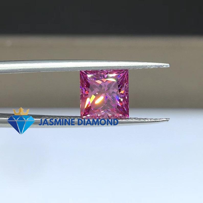 Kim cương nhân tạo Mỹ Moissanite giác cắt Princess màu hồng