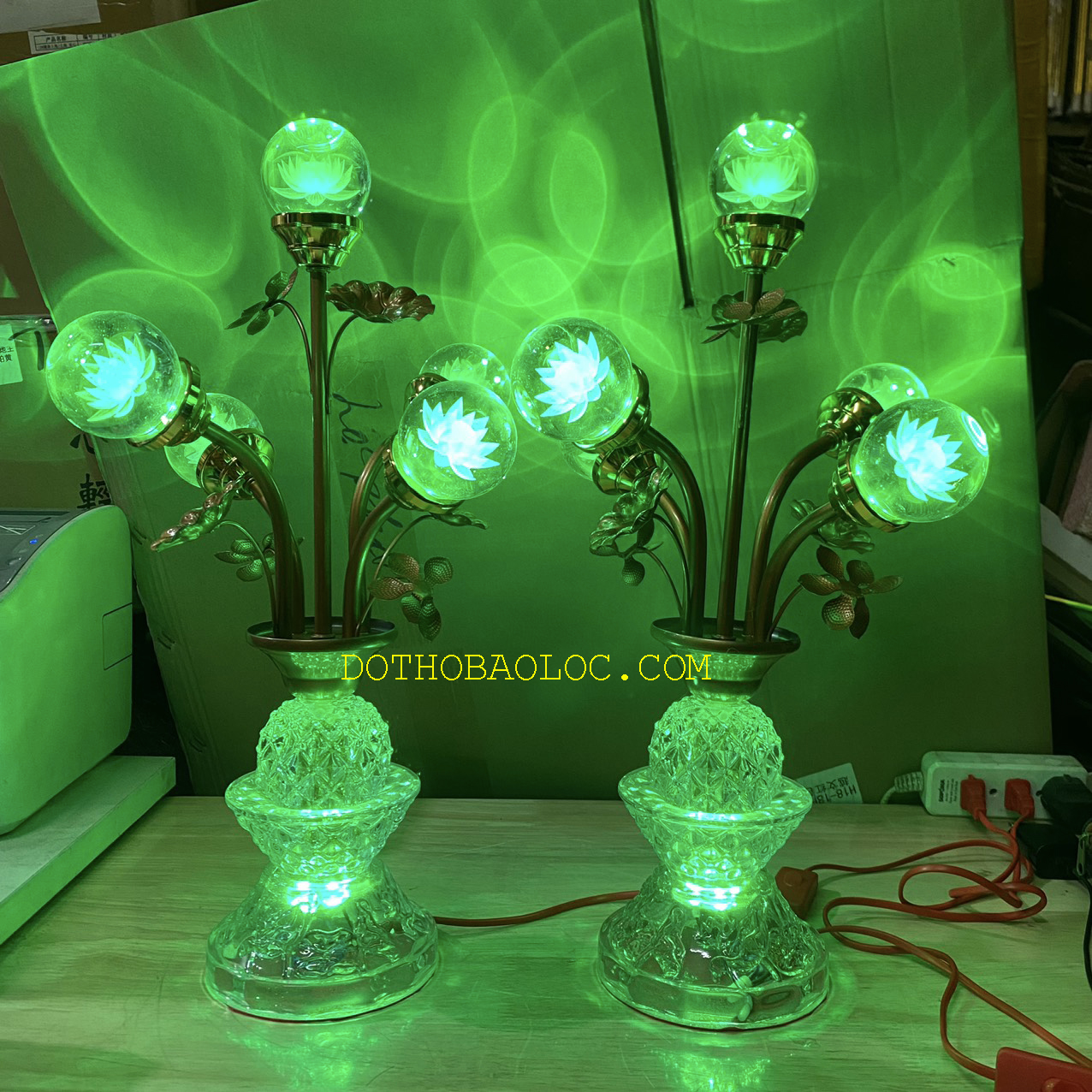 Cặp đèn quả cầu pha lê hoa sen Cao 47