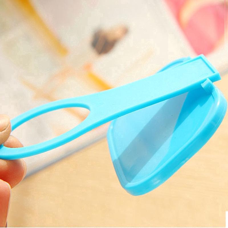 Giá Đỡ Điện Thoại Gắn Tường Tiện Lợi