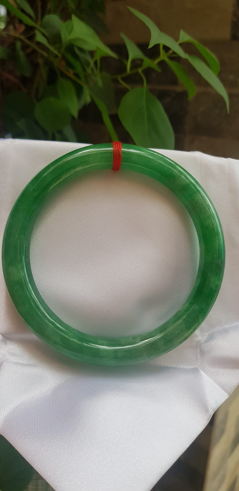 Vòng tay Nam Nữ đá Cẩm Thạch Đậu Lý QC size lớn 64mm x cọng 10mm Vòng màu xanh đậu lý bông bóng đẹp Anh Chị tay to Cân Nặng 73kg- 85kg đeo ạ