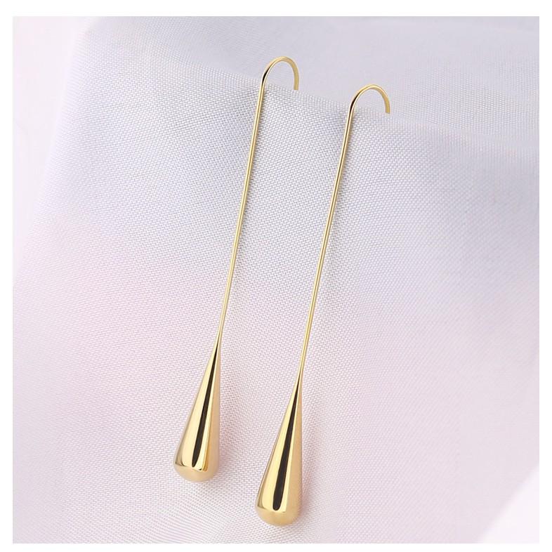 Khuyên Tai Giọt Nước Titanium Cao Cấp- Dùng tắm rửa thoải mái không đen