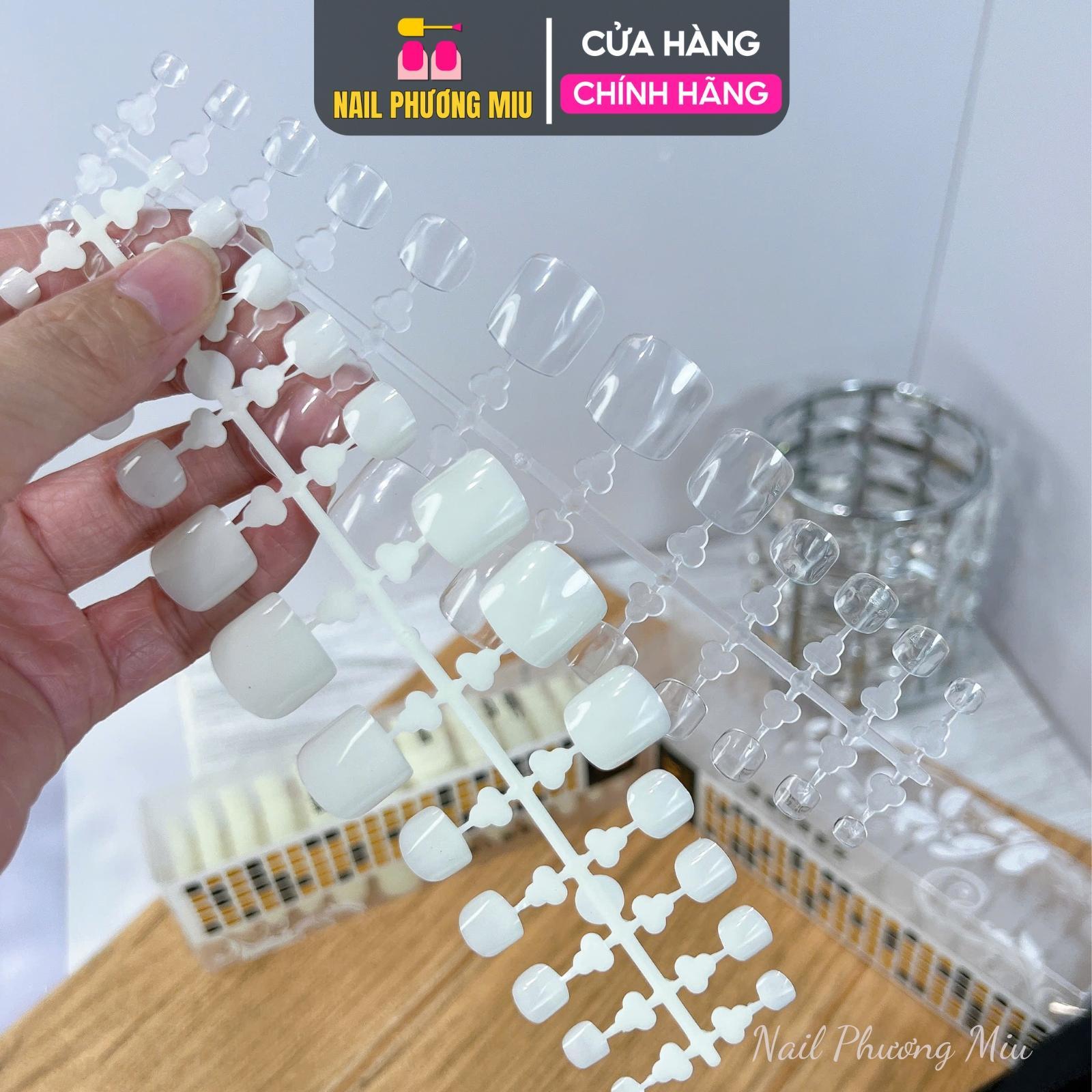 Vỉ Móng Úp Chân HSM 504 Móng, Nhựa Dẻo Siêu Bám Keo, Phom Vuông Chuẩn, Bền, Phụ Kiện Hoàn Hảo Cho Làm Nail Phương Miu