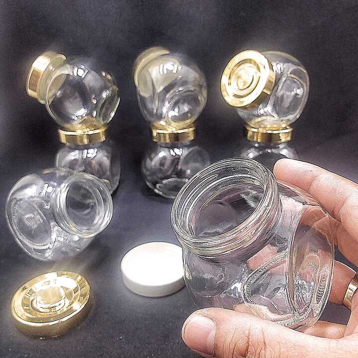 Hũ thủy tinh đựng gia vị 180ml mẫu Tròn Dẹt kiểu nghiêng 2 đáy - nắp nhựa vàng - hũ chưng yến thuỷ tinh, lọ đựng bánh kẹo, hạt dưa, tổ yến, mật ong, sữa ong chúa, thực phẩm, mỹ phẩm