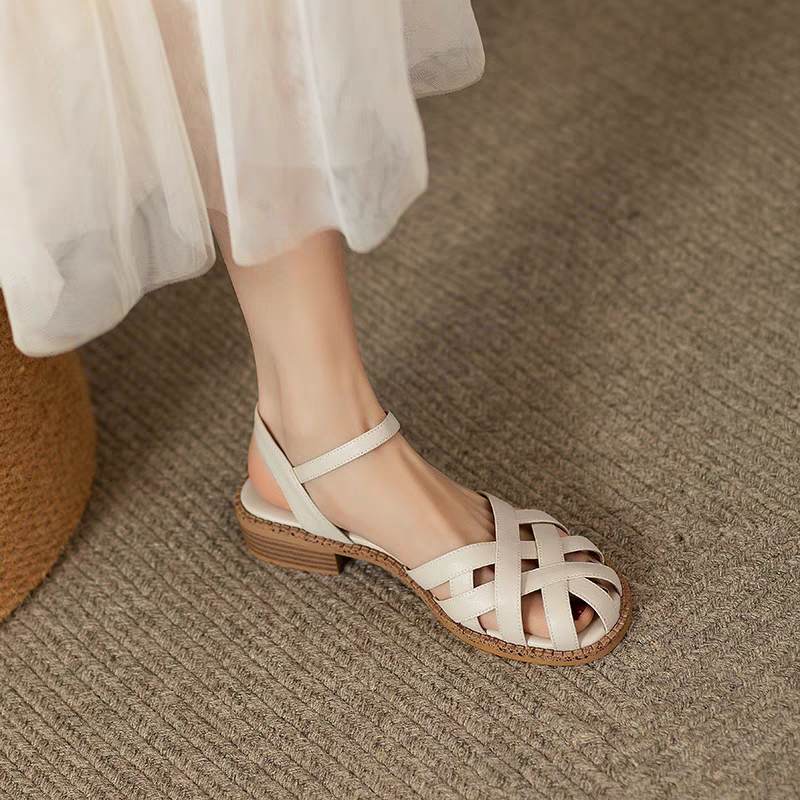 Giày Sandal Nữ Cillie Mũi Rọ Đan Dây Độc Đáo Gót Vuông 5p 1067