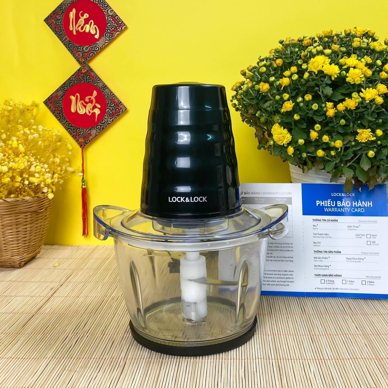 Máy Xay Thịt Cối Thủy Tinh Lock&Lock Meat Chopper EJM156BLK 1 Lít - Hàng Chính Hãng, 4 Lưỡi Dao Cho Lực Nghiền Mạnh, Công Suất 400W