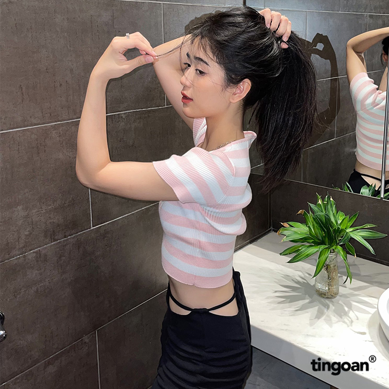 Áo len crop lửng ngắn tay cổ vuông kẻ trắng hồng BORA BORA TOP/PK