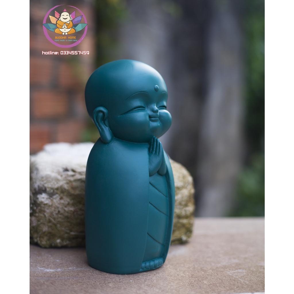 Chú tiểu decor hiện đại 21 cm trang trí nhà cửa màu xanh địa trung hải