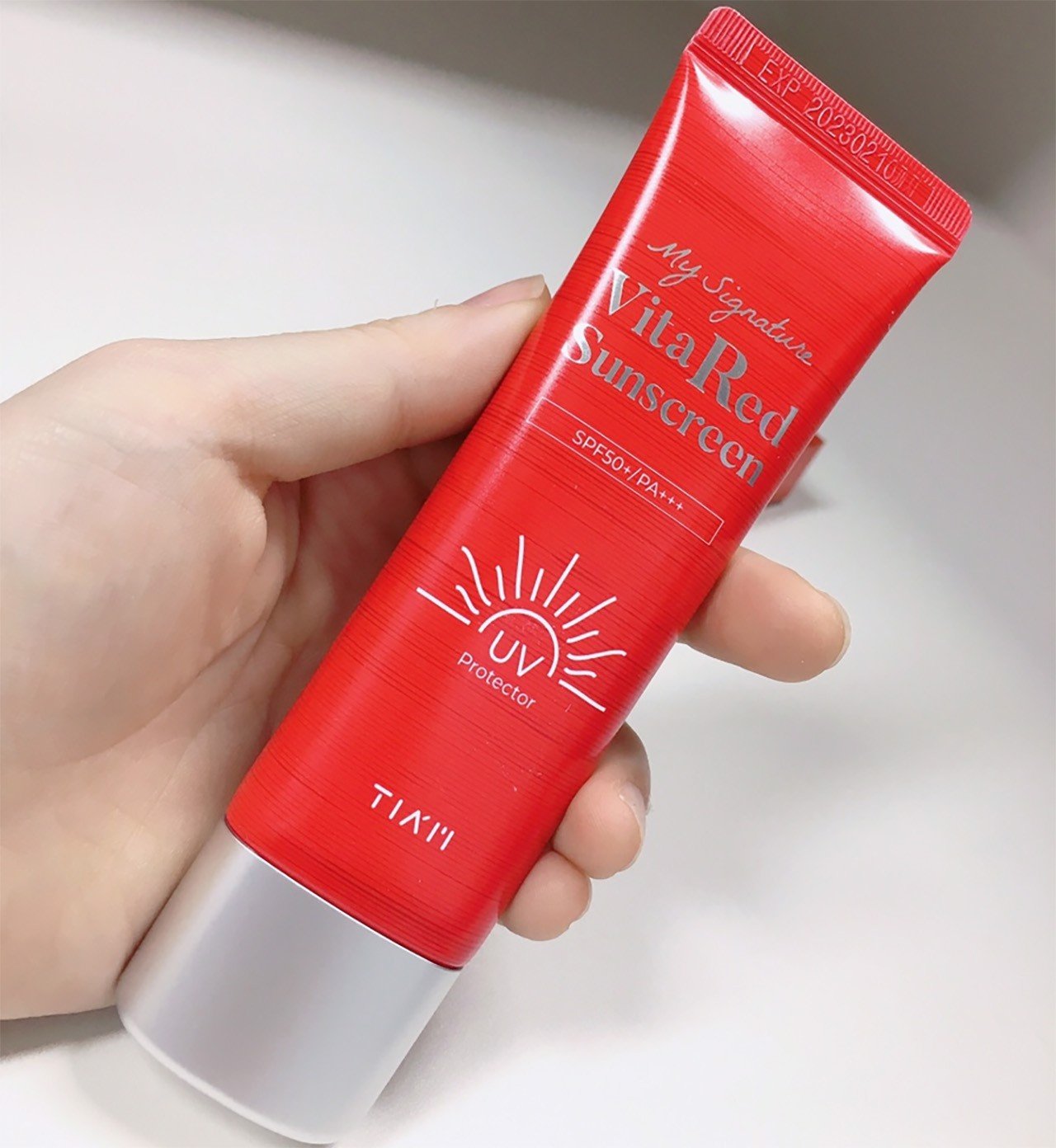 Kem Chống Nắng Dưỡng Trắng, Nâng Tông Da TIA'M MY SIGNATURE VITA RED SUNSCREEN SPF50+/PA+++