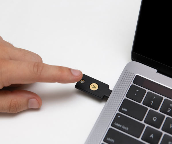 Thiết bị xác thực hai yếu tố Yubikey 5C NFC - hàng chính hãng