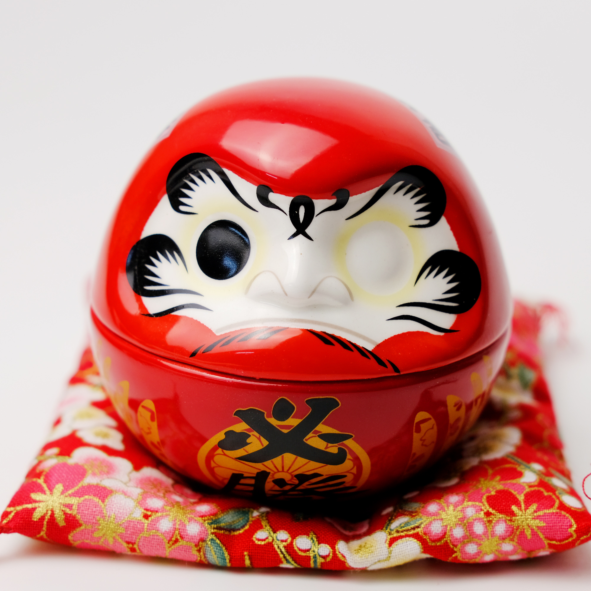 Lật đật Daruma sứ 8cm - 1 mắt (giá lẻ 1 mẫu)