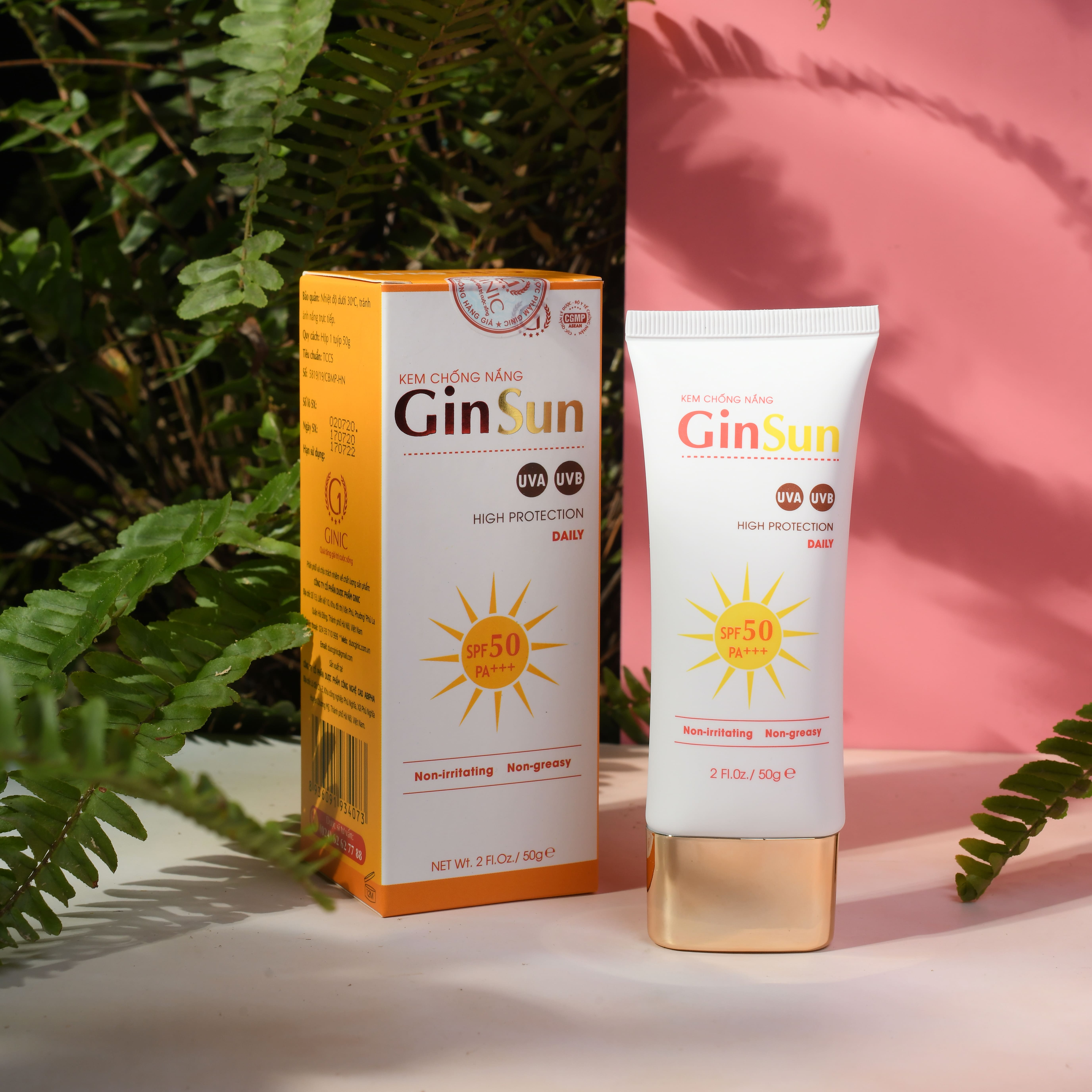 Kem Chống Nắng GINSUN 50G Với SPF50 Giúp Lọc Tia Tử Ngoại, Chống Tia UVB, Bảo Vệ Da Trong Nhiều Giờ.