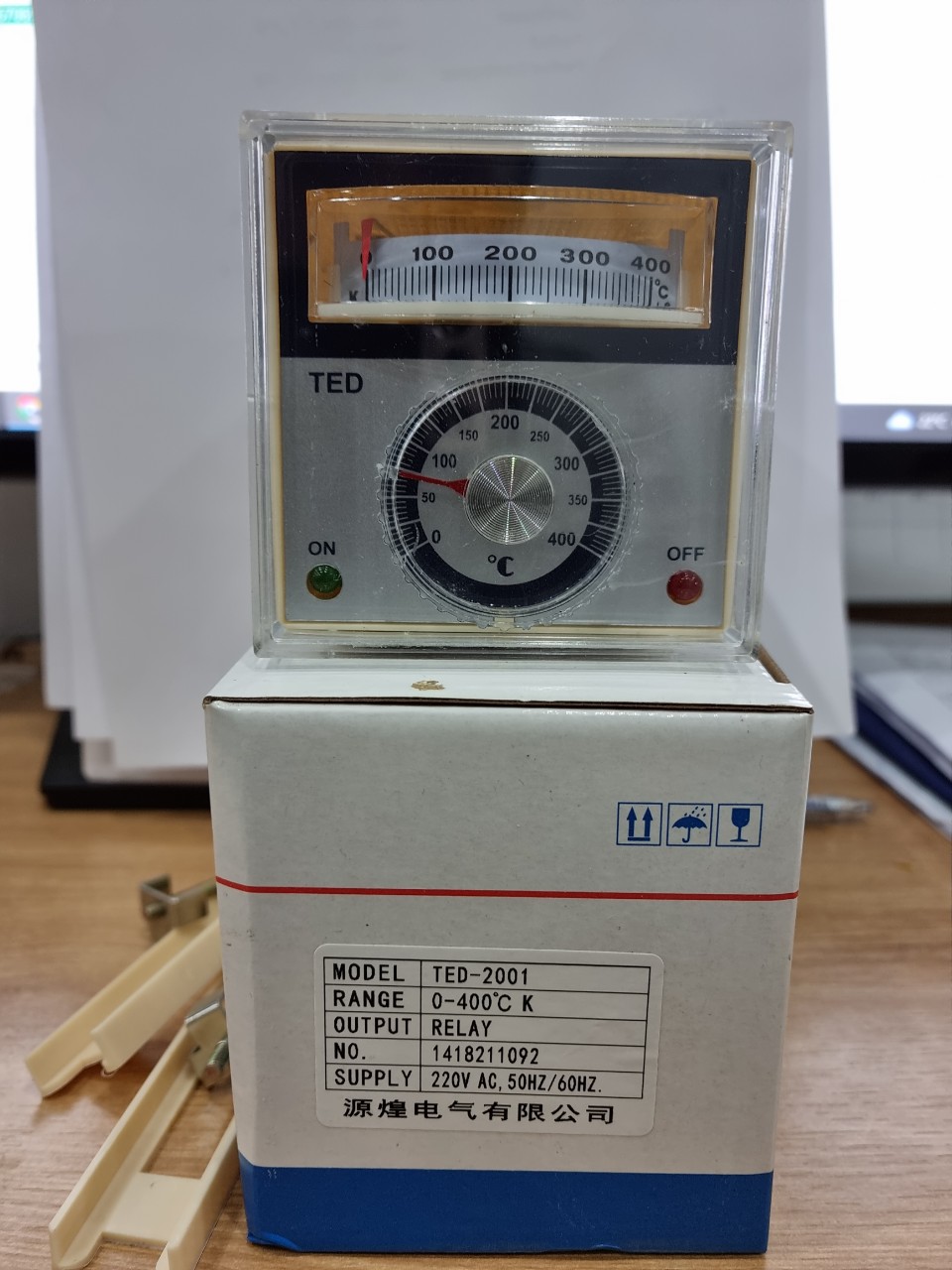 Đồng hồ nhiệt độ TED-2001 loại tốt