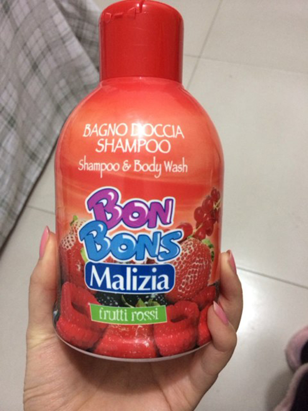 Sữa tắm gội trẻ em Malizia Bon Bons Frutti Rossi trái cây đỏ 500ml + Móc khóa