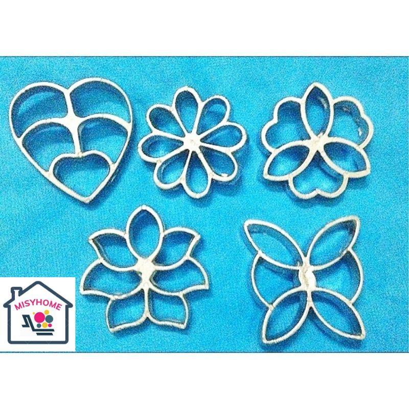 Set 4 khuôn bánh nhúng đủ kiểu-khuôn làm bánh nhúng kèm que bằng gang hình lá tim hoa hàng đẹp